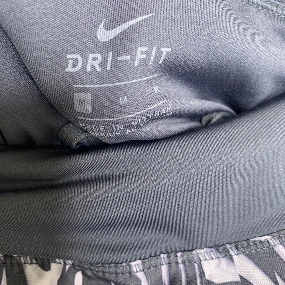 Nike Dri Fit Running Shorts Womens Sz Medium Gray Geometric Print